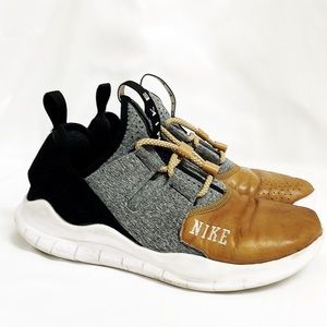 NIKE Leather Running Shoe With Stretchy Nylon Back Size Mens 9